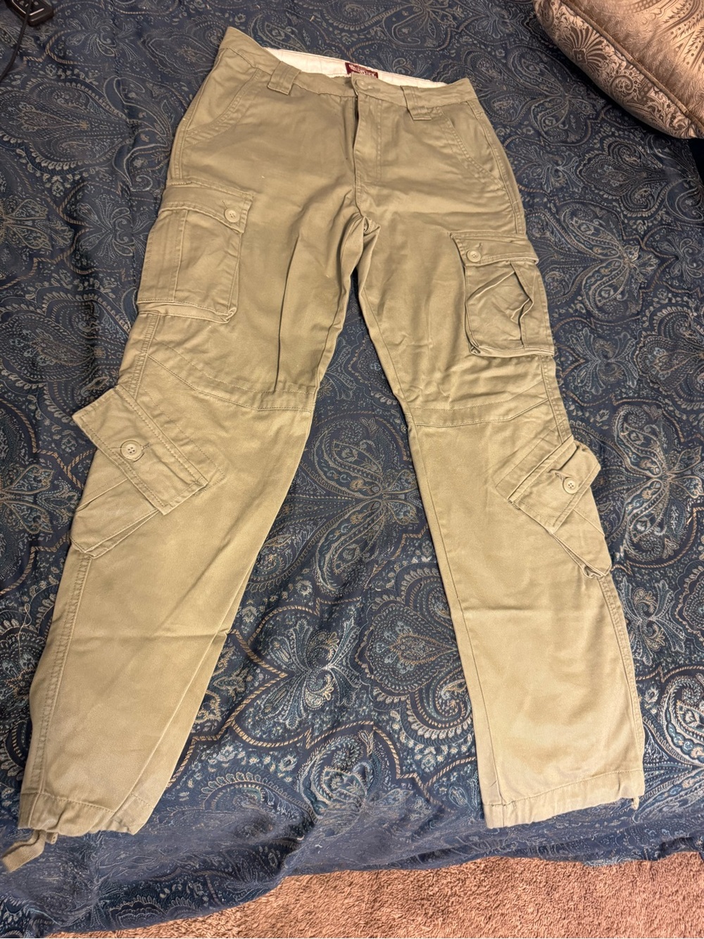Match Men's Olive Green Cargo Pants with Multiple Pockets